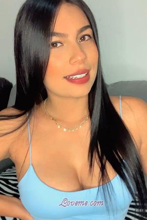 207414 - Daniela Age: 26 - Costa Rica