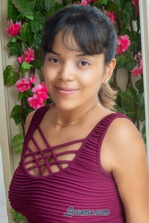 214303 - Vicky Age: 35 - Peru