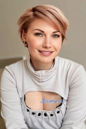 222917 - Svitlana Age: 40 - Ukraine