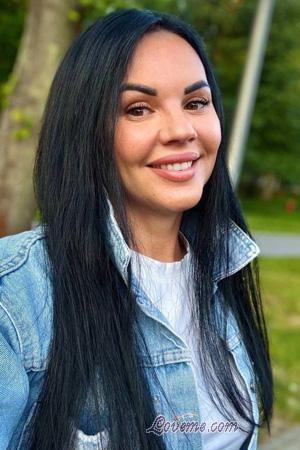 229462 - Alina Age: 43 - Ukraine
